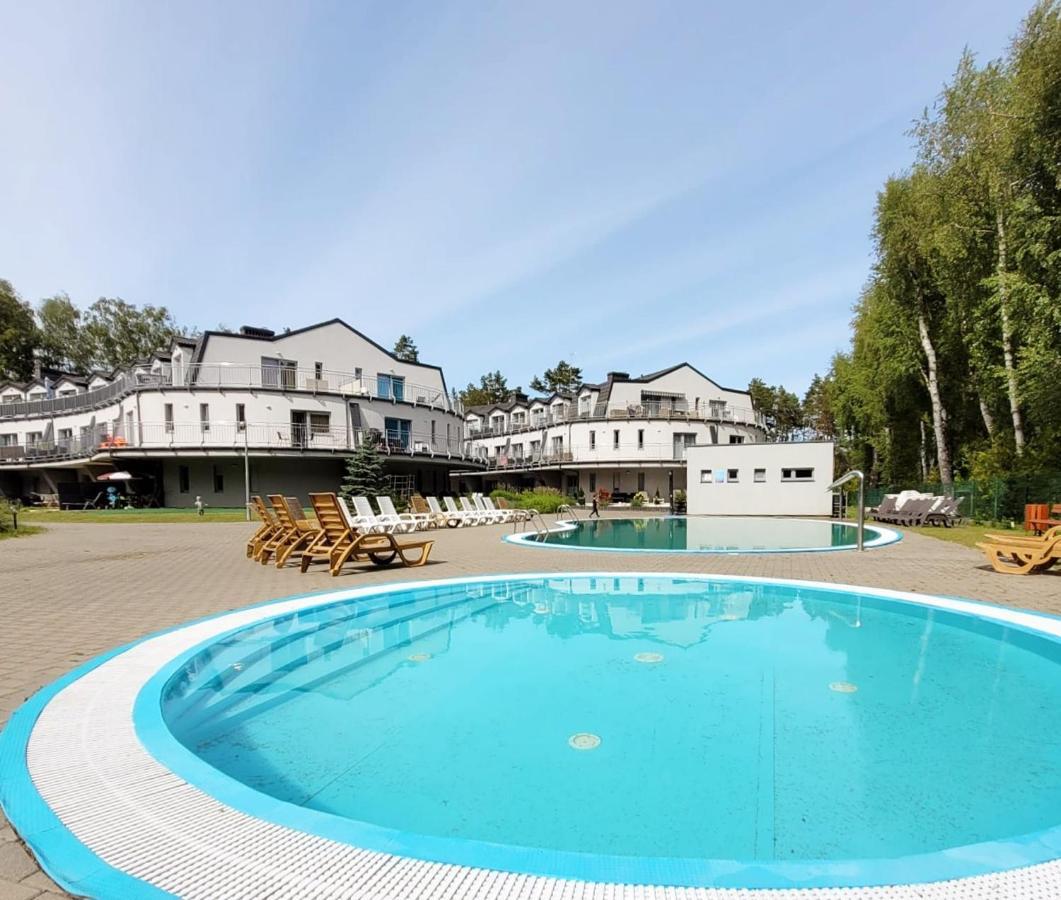 Pine Point Apartament With Terrace, Shared Pool, Tennis Court Pobierowo Bagian luar foto